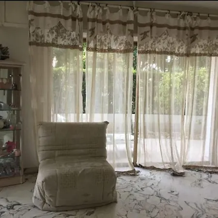 Apartment Bright 70m2 2-room Apartment,garden,facing The Sea *